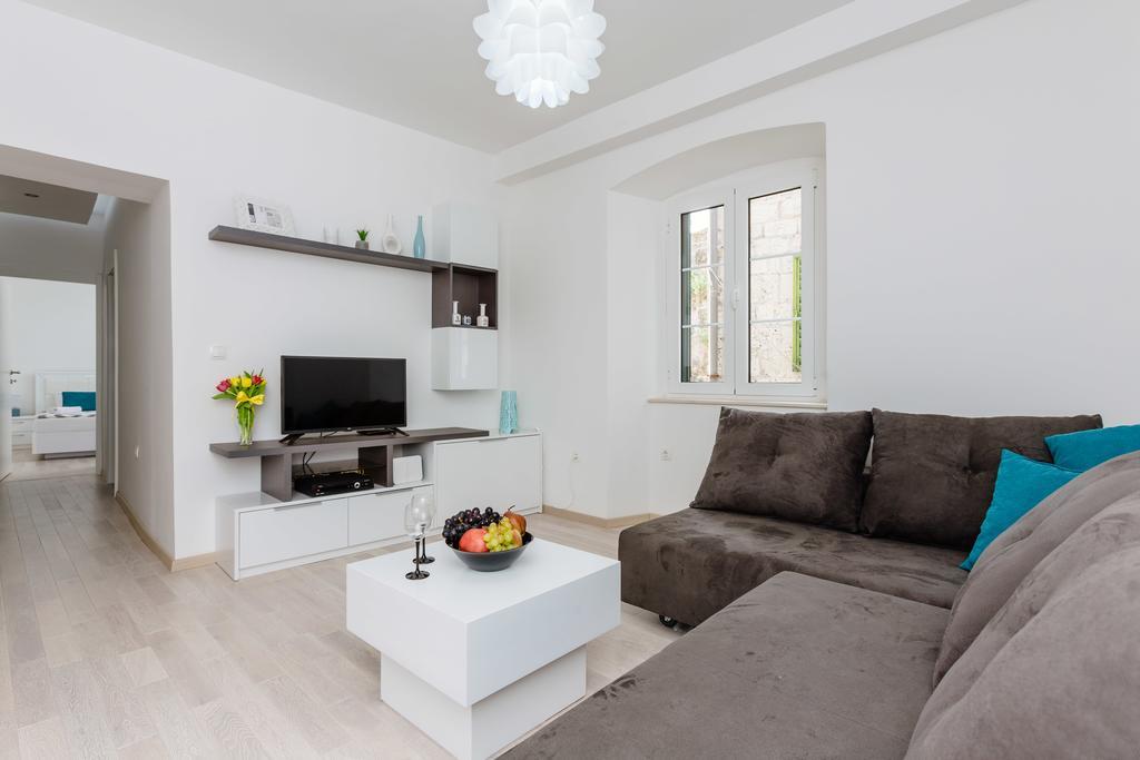 Old Town Summer Apartment Cattaro Esterno foto
